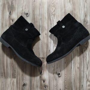Birkenstock Sarnia Black Suede Low Boot Size 42 US 11